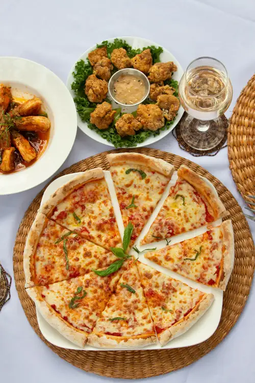 Assortiment de plats à La Tortue